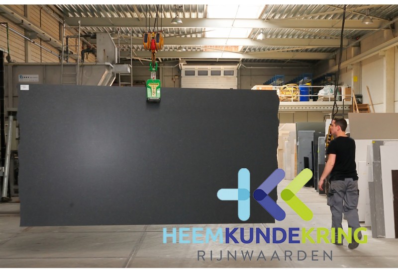 Het vervaardigen van de plaquette van Northeimer Coll. HKR (1)